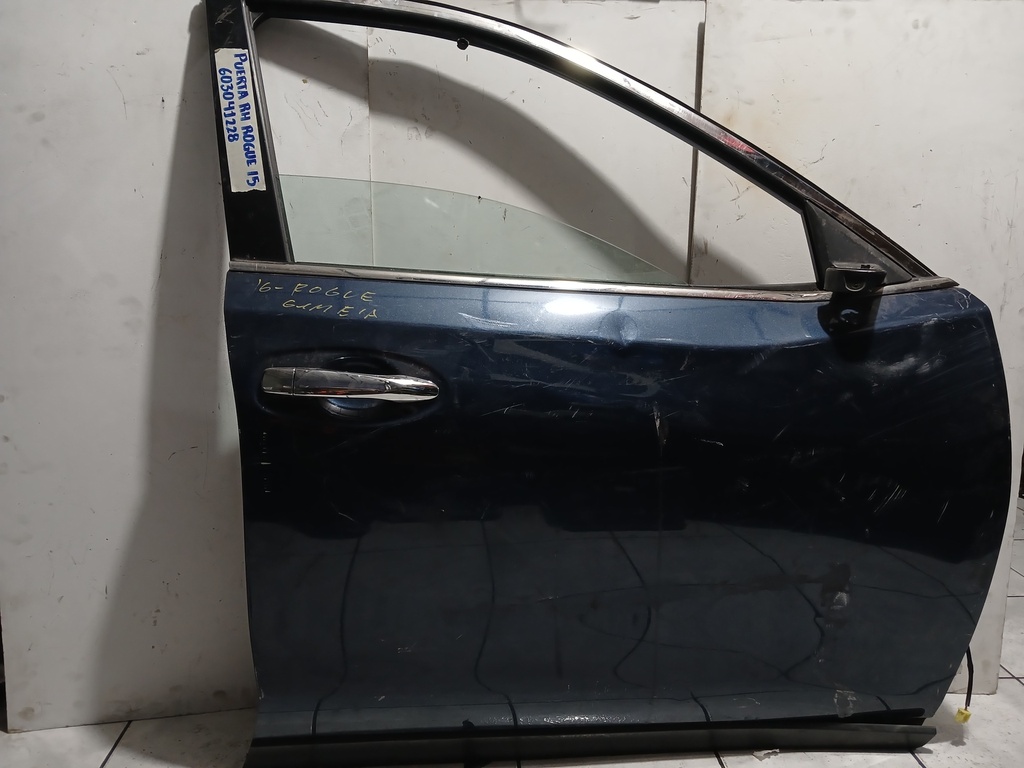 PUERTA RH ROGUE 16