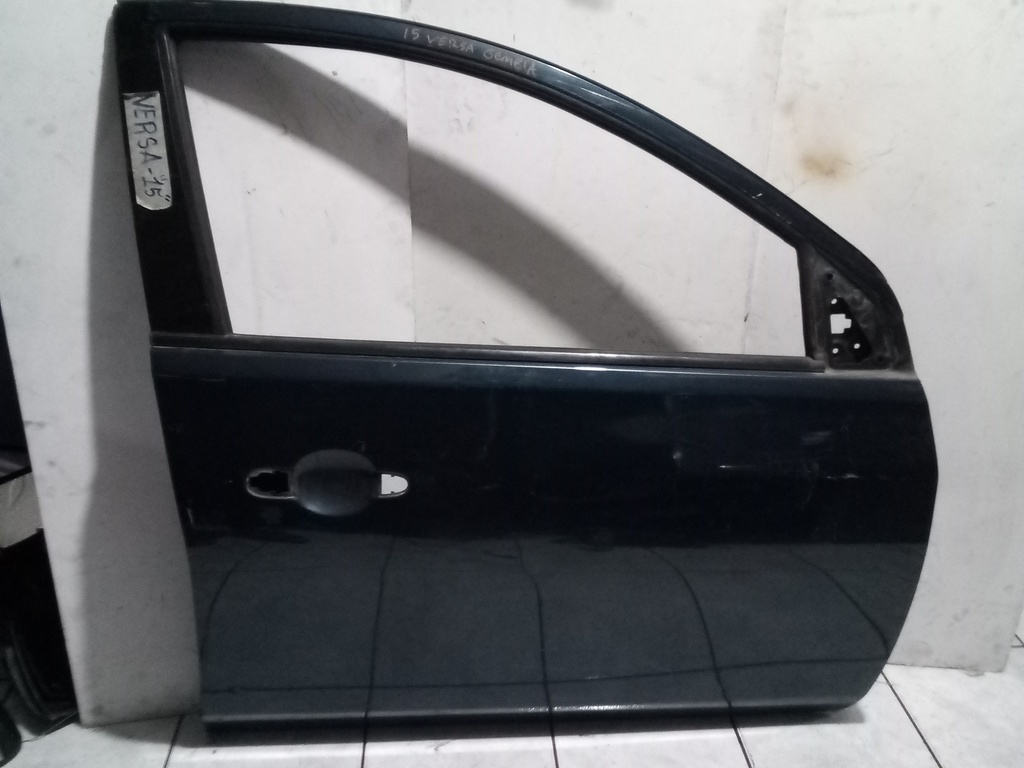 PUERTA RH VERSA 12-19
