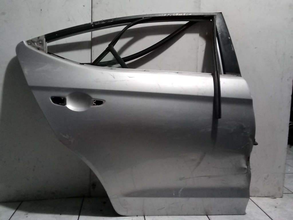 PUERTA TRH ELANTRA 17-19