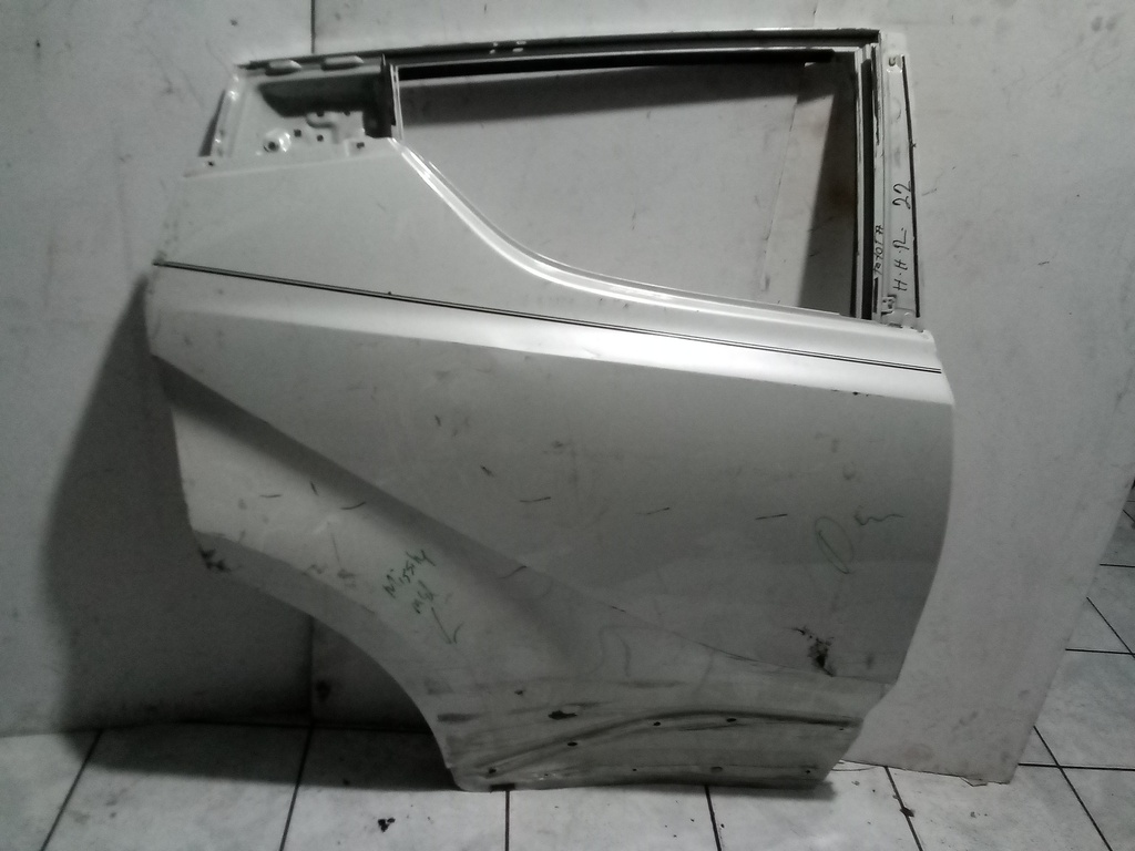 PUERTA TRH CH-R 22