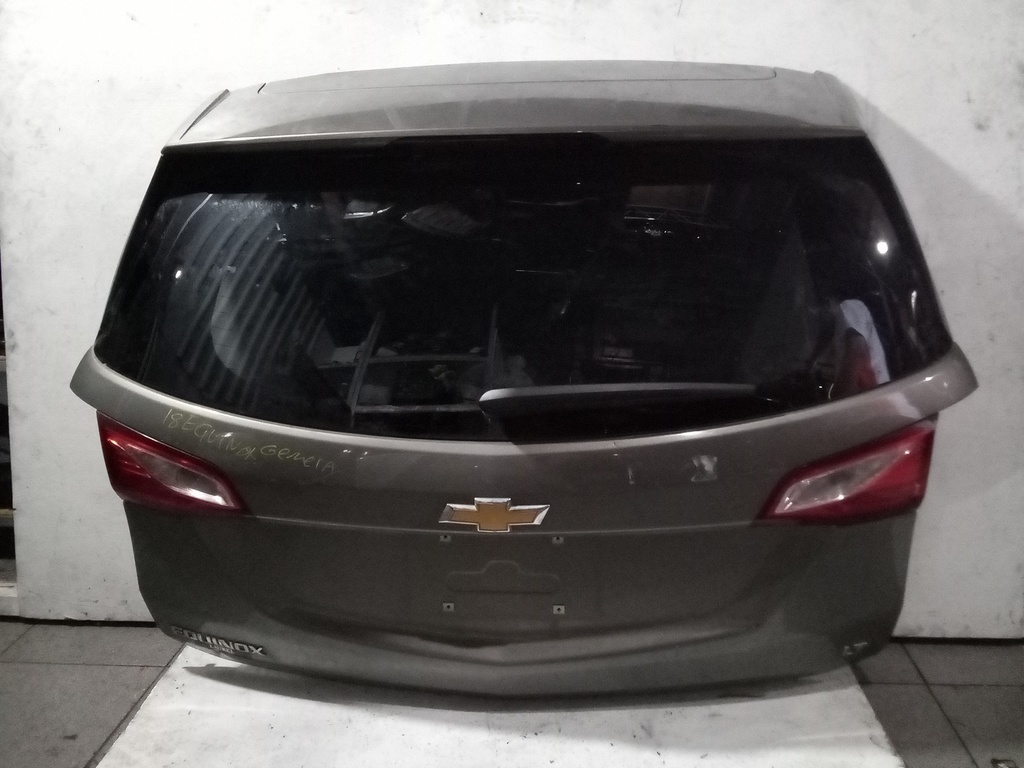 COMPUERTA CHEVROLET EQUINOX 18-21