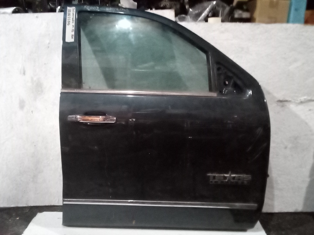 PUERTA RH SILVERADO 14-18