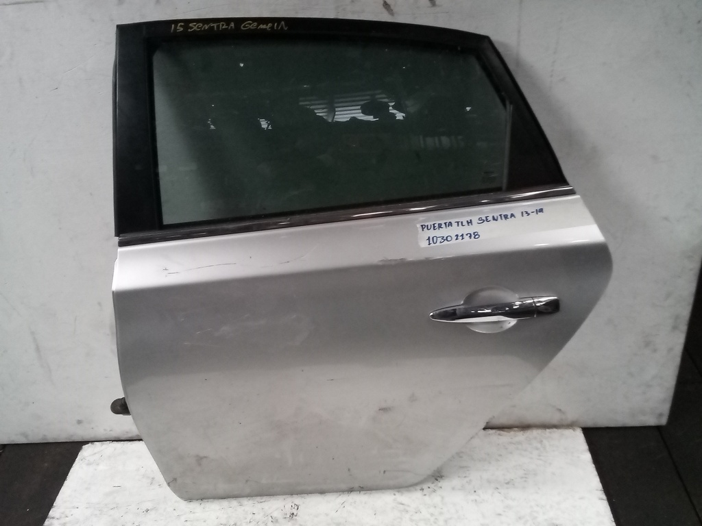 PUERTA TLH SENTRA 13-19