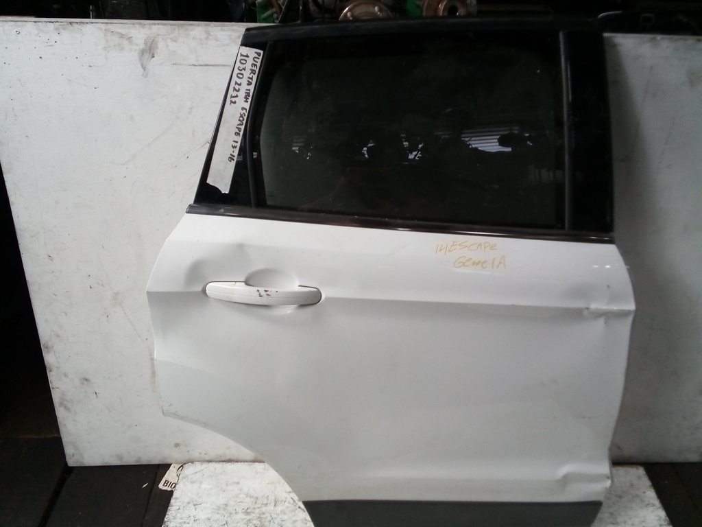 PUERTA TRH ESCAPE 13-16