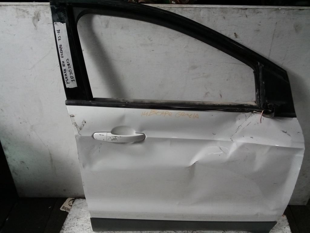 PUERTA RH ESCAPE 13-16