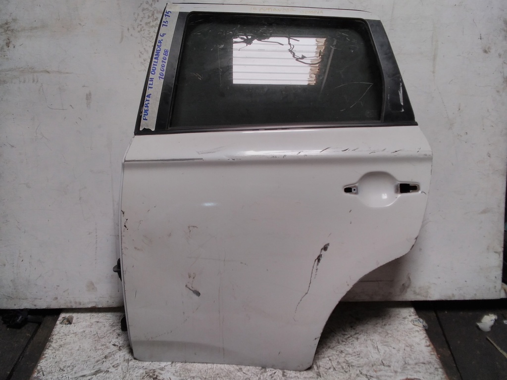 PUERTA TLH OUTLANDER GRANDE 13-15