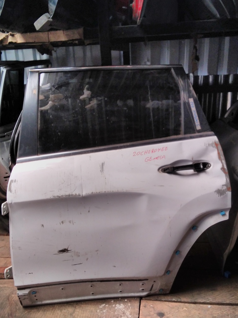 PUERTA TLH CHEROKEE 2020