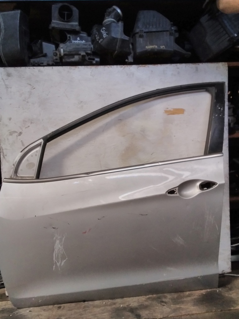 PUERTA LH ELANTRA GT 17
