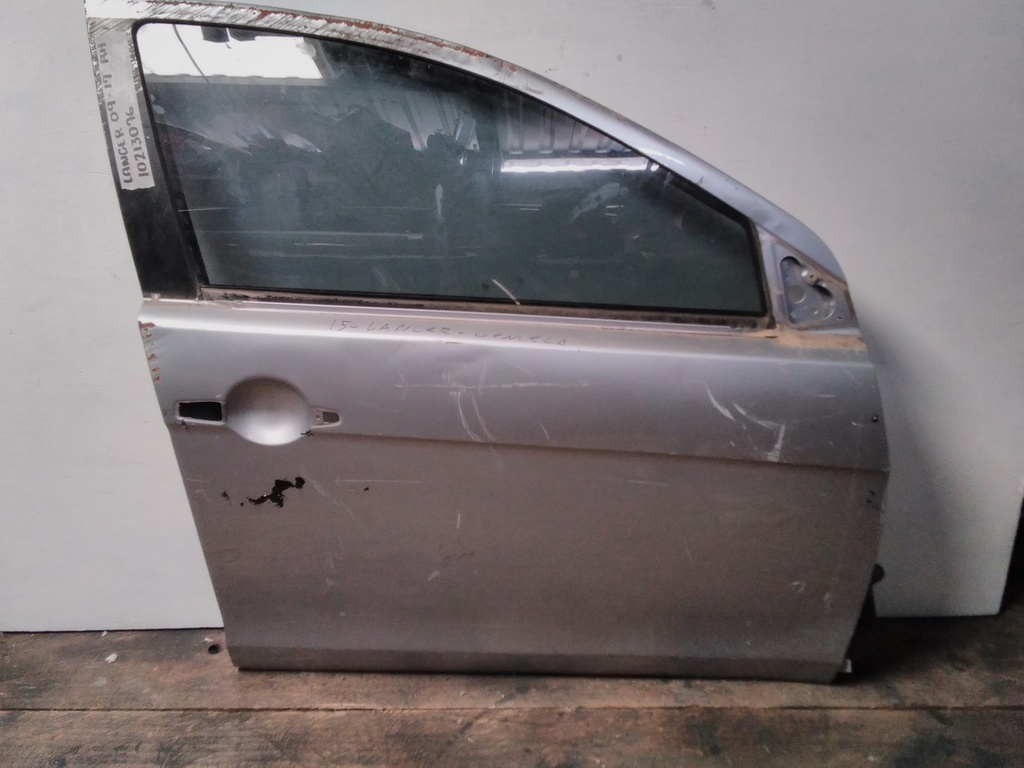 PUERTA RH LANCER 09-17