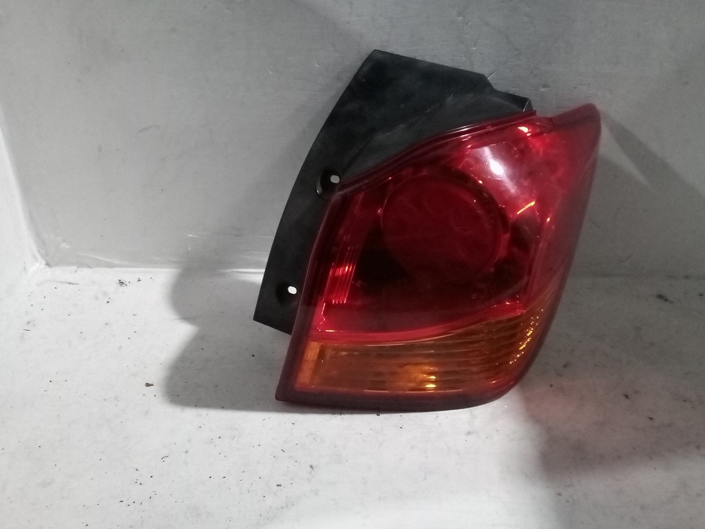 STOP RH OUTLANDER 11-19