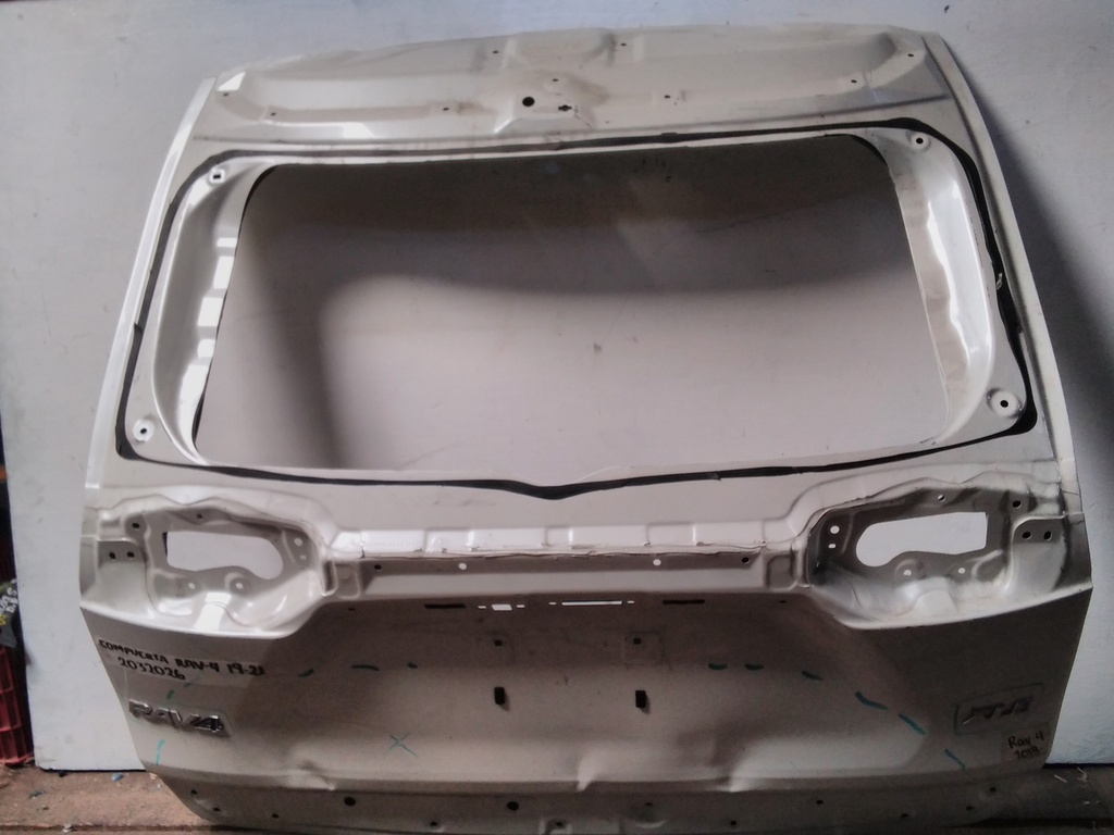 COMPUERTA RAV-4 19-21
