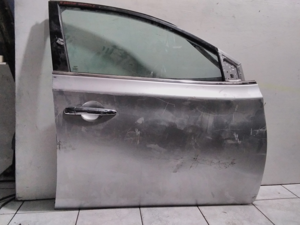 PUERTA RH SENTRA 13-19
