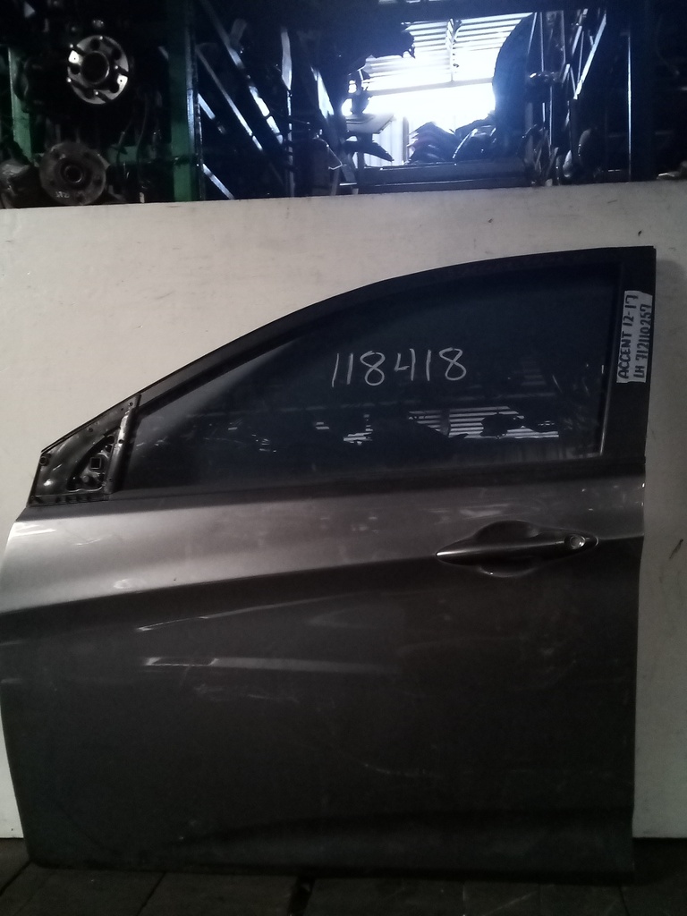 PUERTA LH ACCENT 12-17