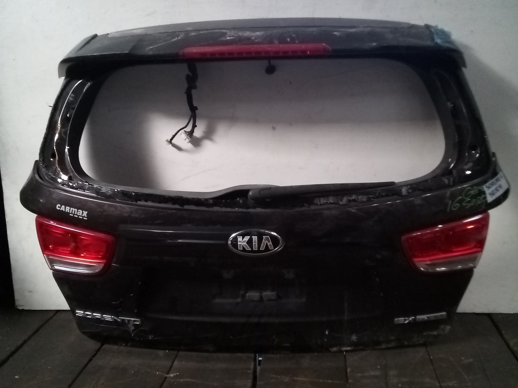 COMPUERTA KIA SORENTO 16