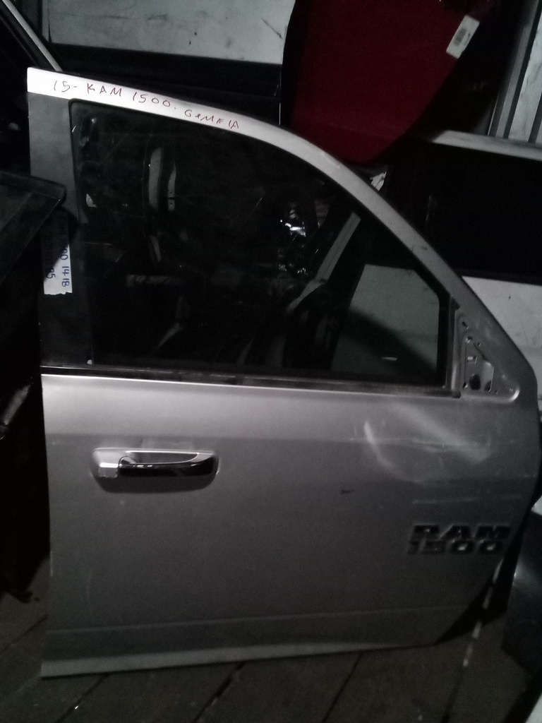 PUERTA RH RAM 1500 14-18