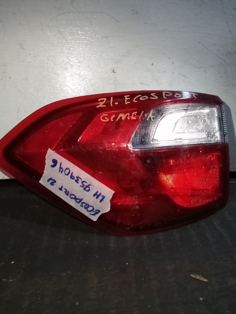 STOP LH ECOSPORT 21