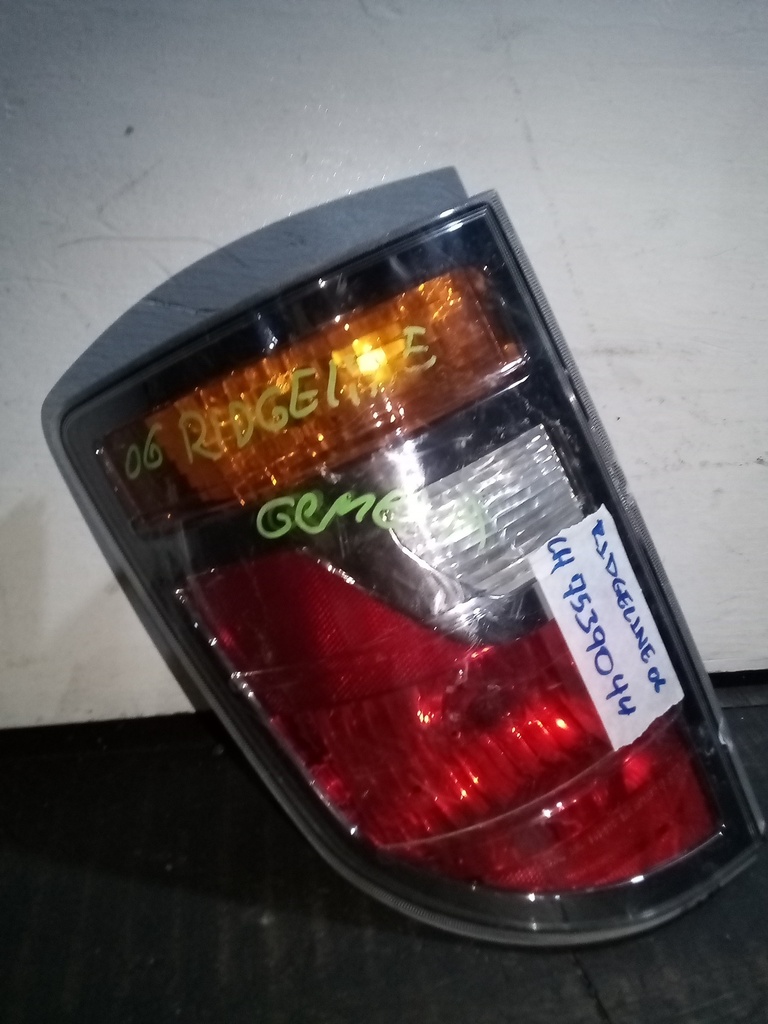 STOP LH RIDGELINE 06