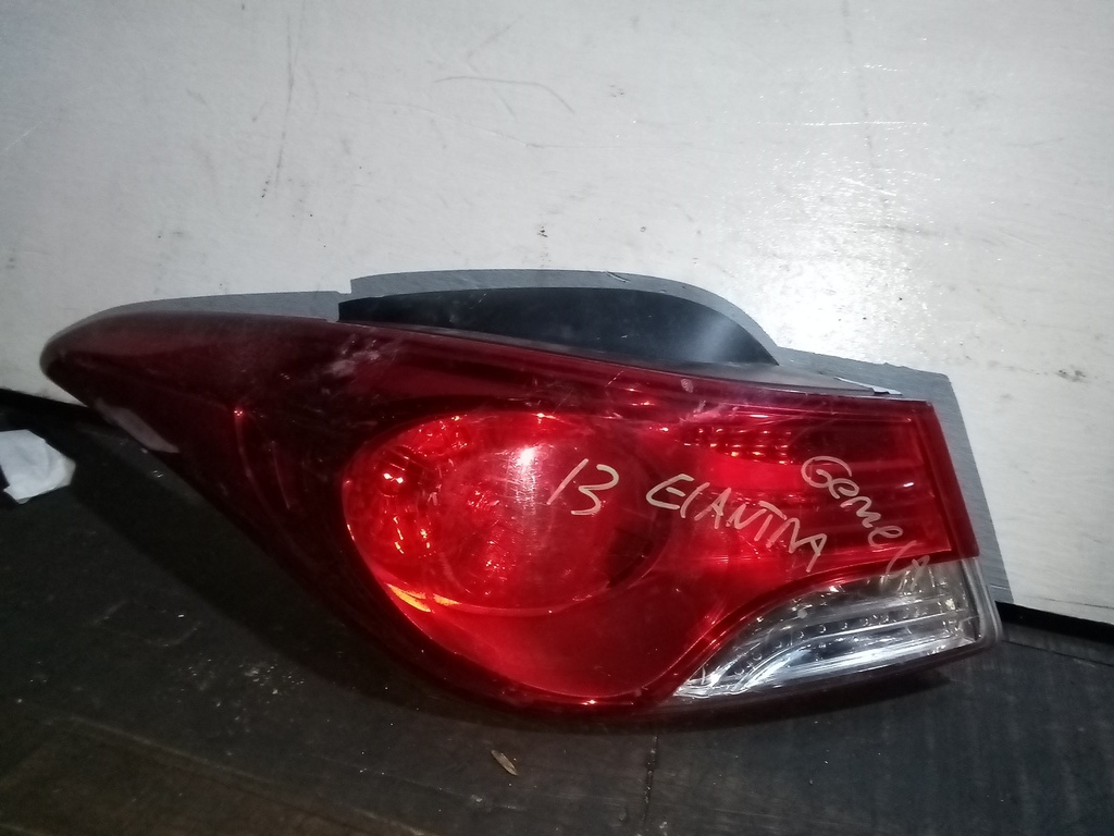 STOP LH ELANTRA 13