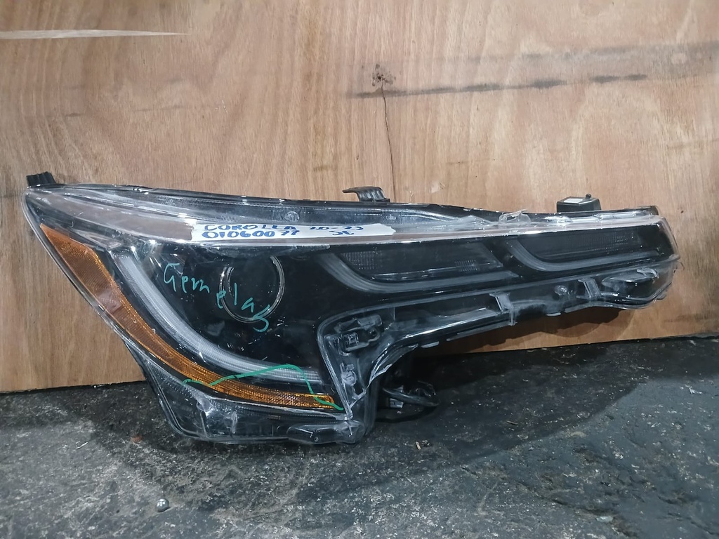 FARO RH COROLLA SE 23