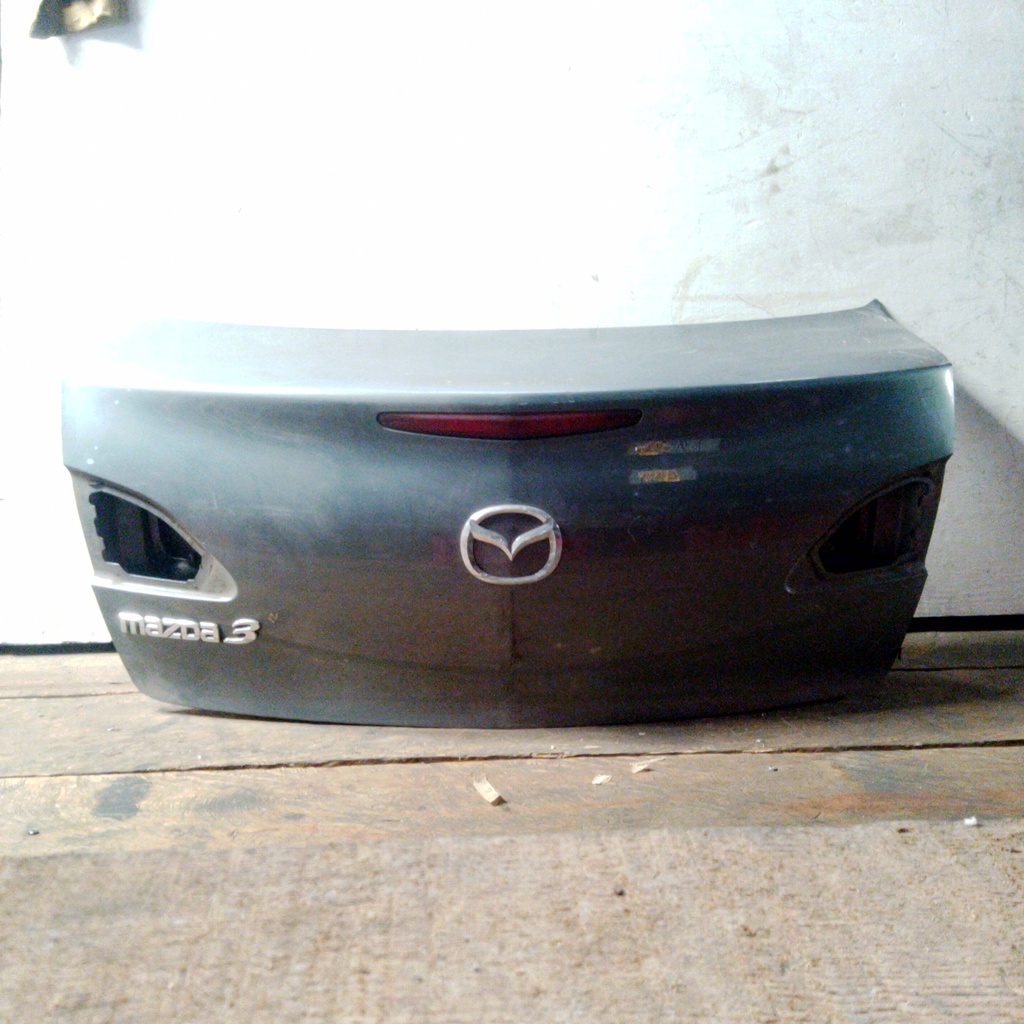 BAUL MAZDA 3 2012