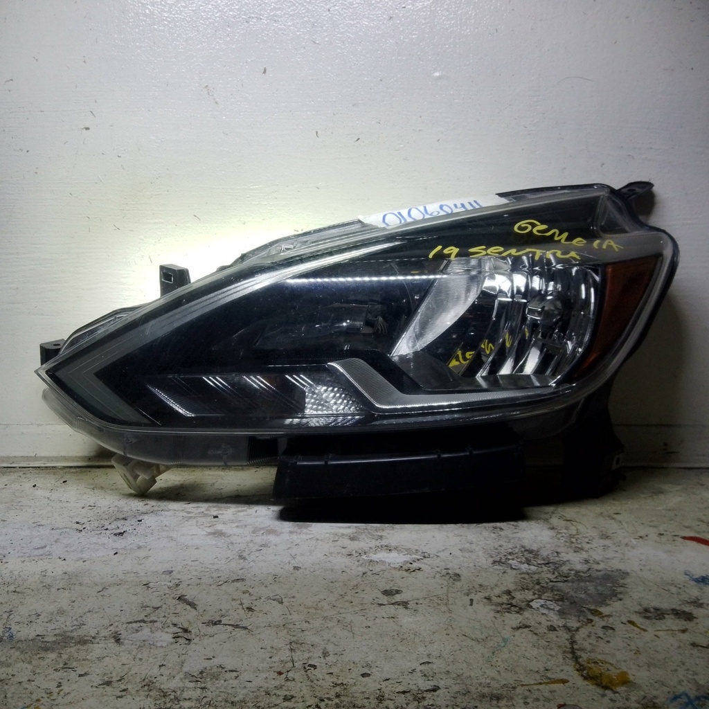 FARO LH SENTRA 19