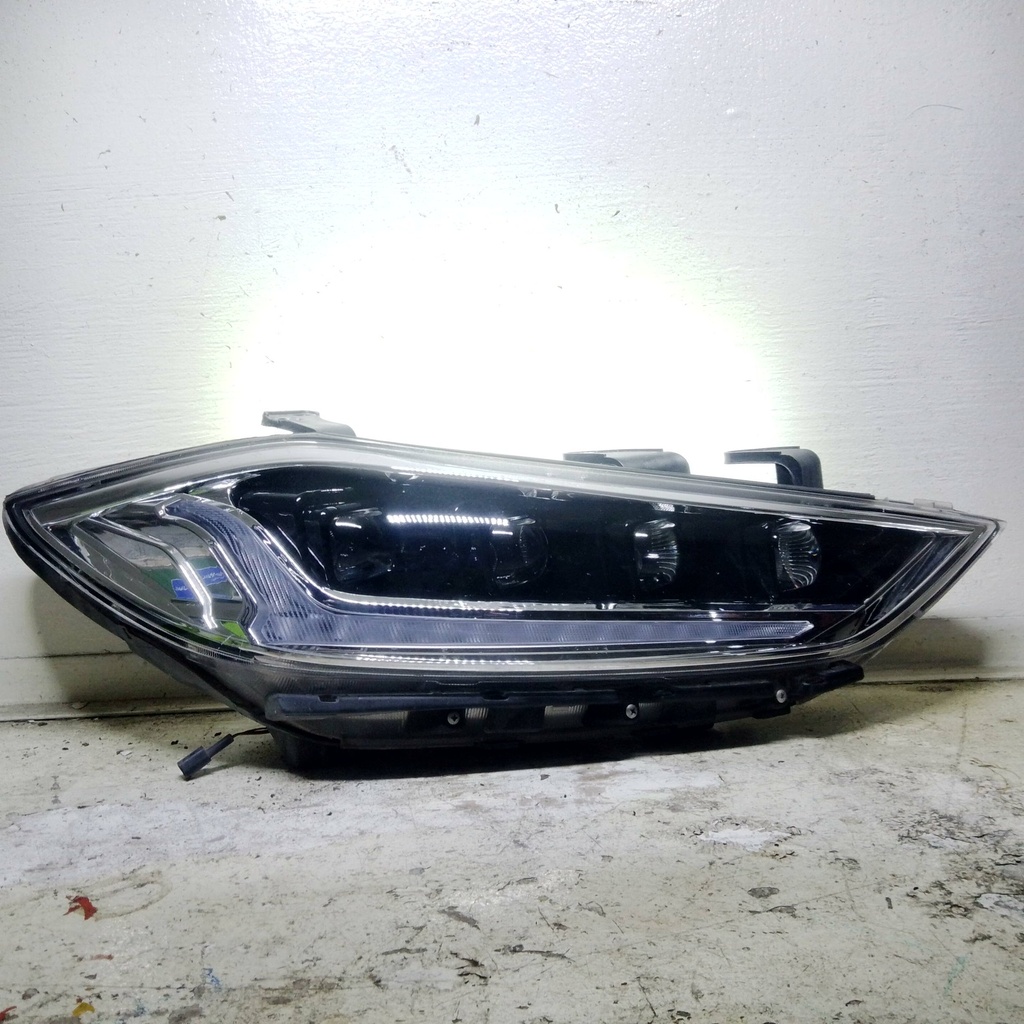 FARO RH ELANTRA 17