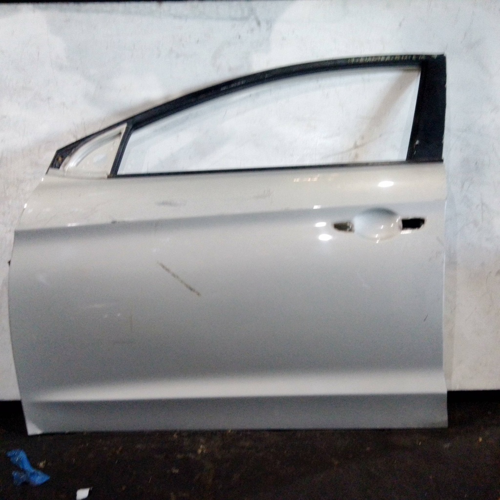 PUERTA DLH ELANTRA 17