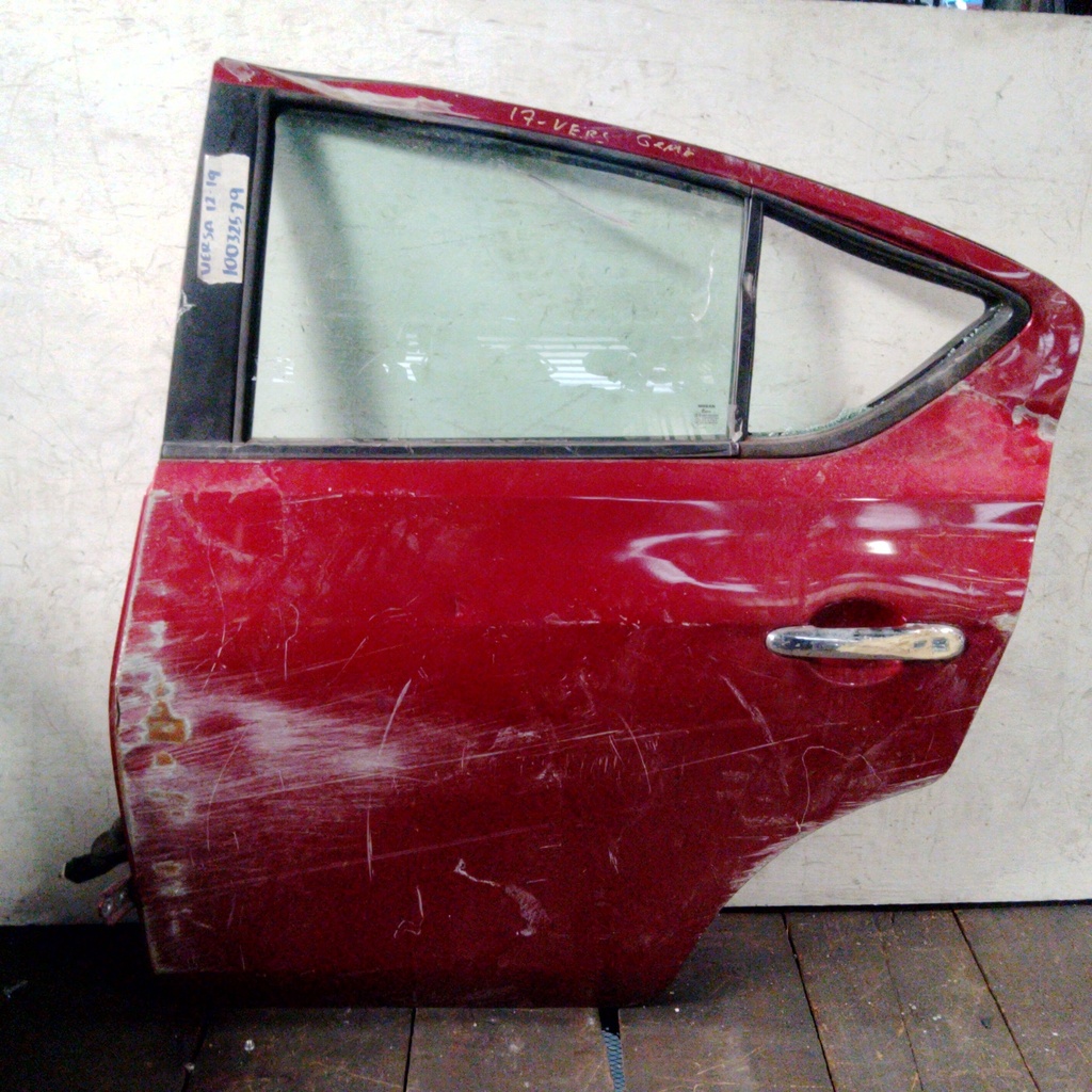PUERTA TLH VERSA 12 -19
