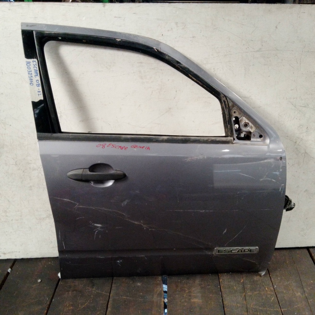 PUERTA RH ESCAPE 08-12