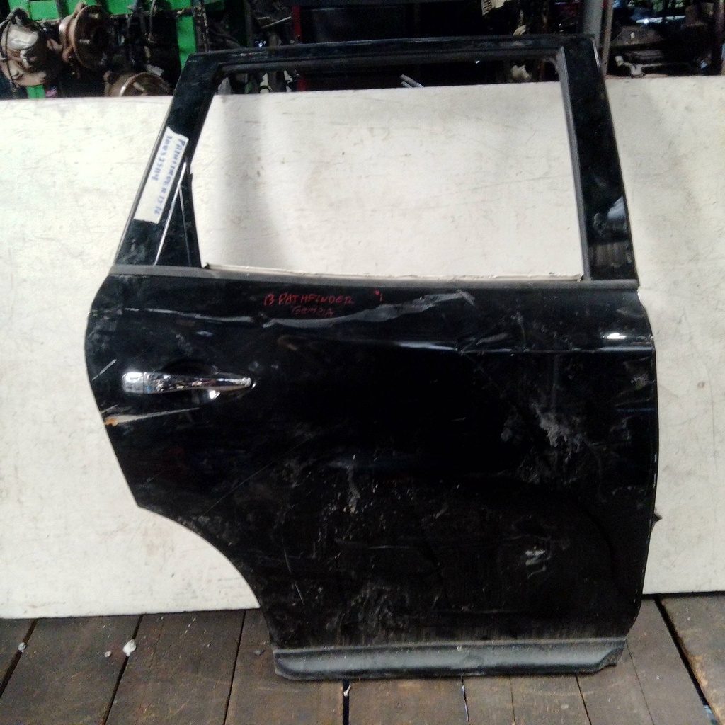 PUERTA TRH PATHFINDER 13-16