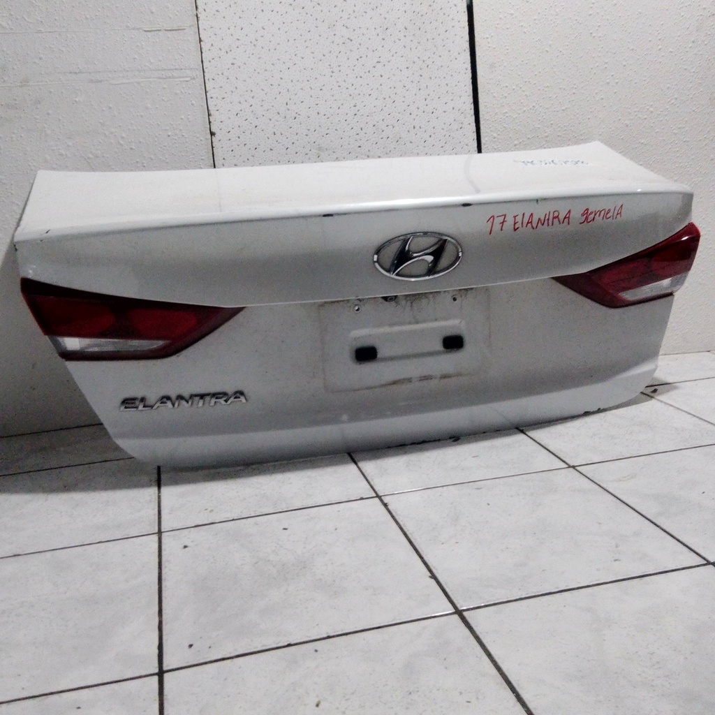 BAUL ELANTRA 18