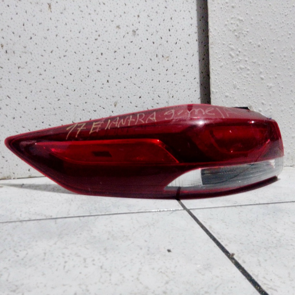 STOP DE FALDON LH ELANTRA 17