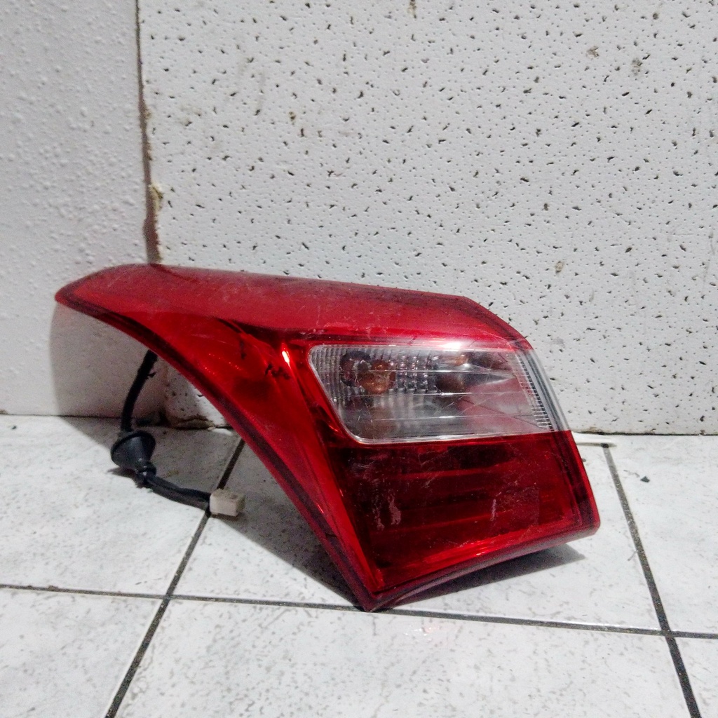 STOP LH ELANTRA GT 13