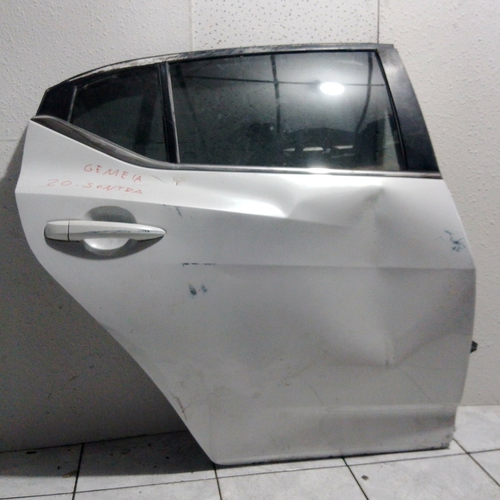 PUERTA TRH SENTRA 20-23