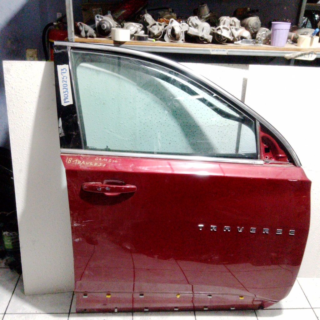 PUERTA RH TRAVERSE 18
