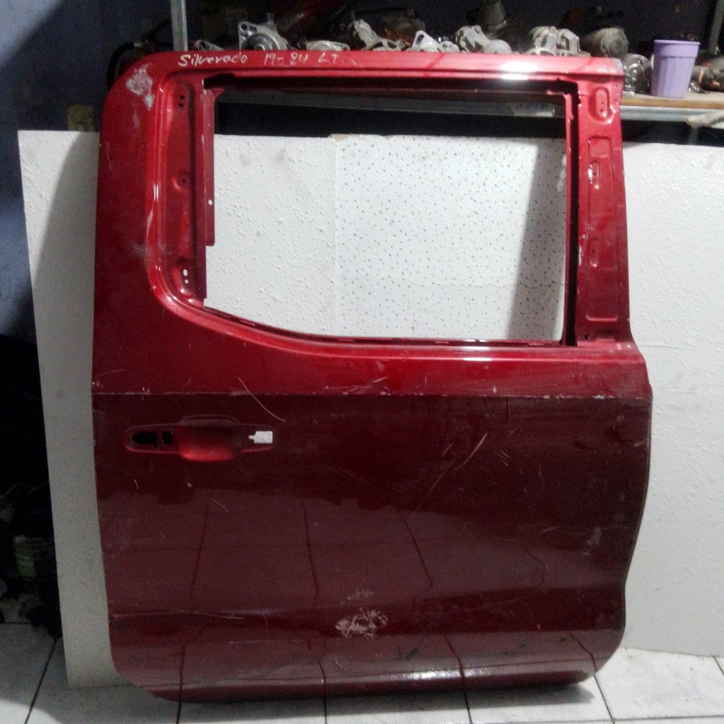PUERTA TRH SILVERADO 20-24