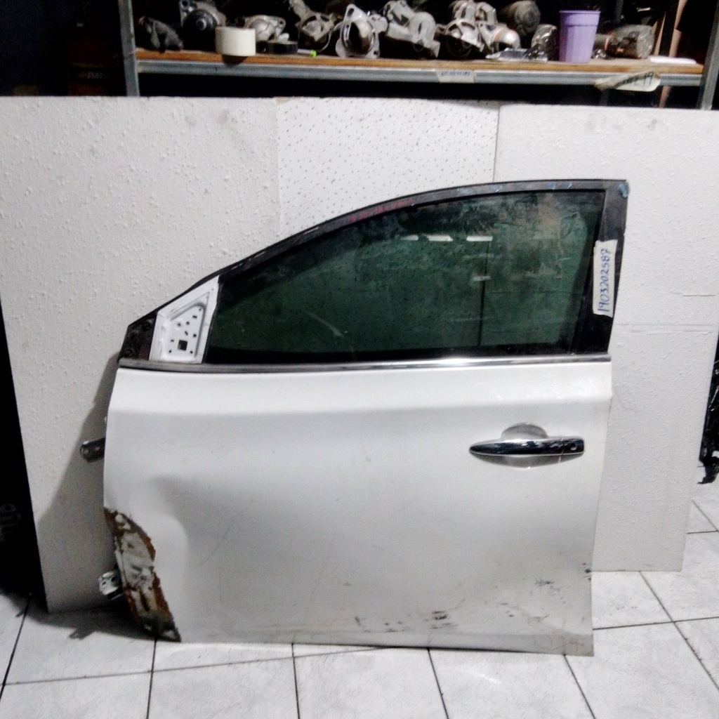 PUERTA LH SENTRA 13 - 19