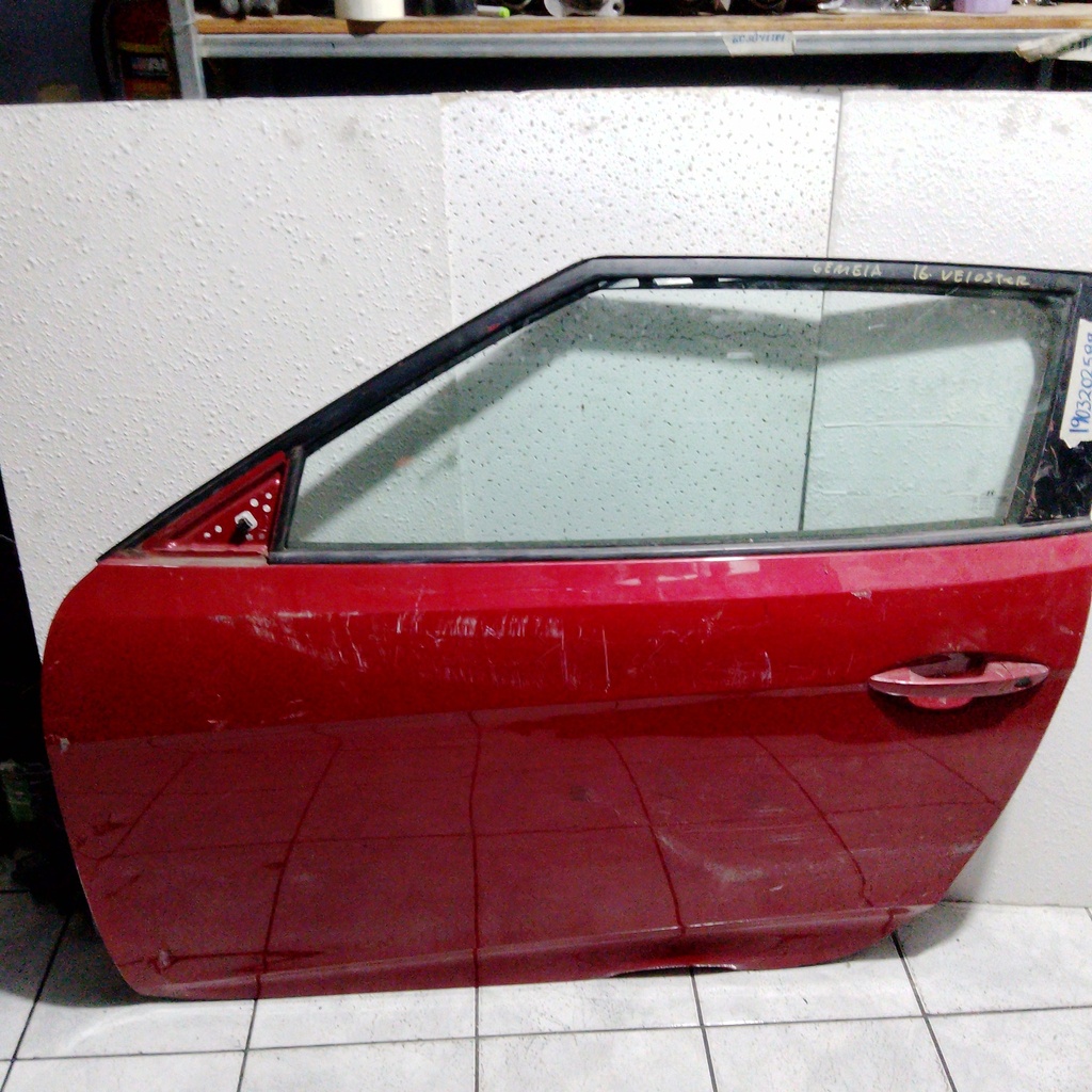 PUERTA LH VELOSTER 16