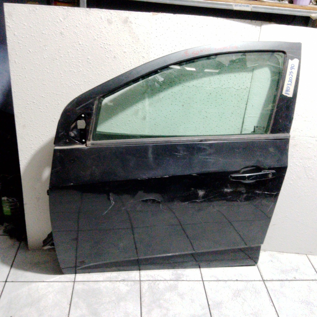 PUERTA LH SONIC 18 MANUAL