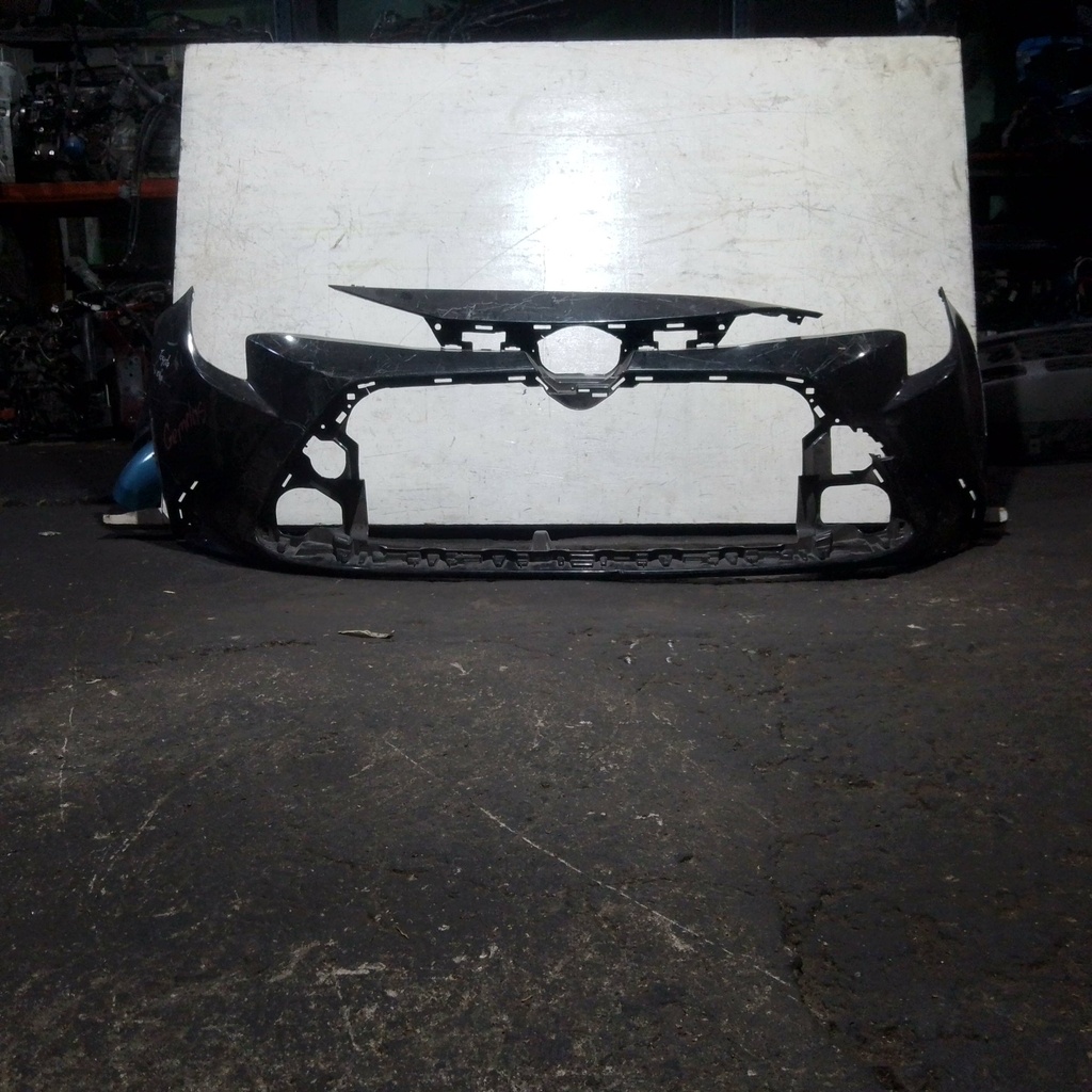 BUMPER DELANTERO COROLLA 20-24 LE