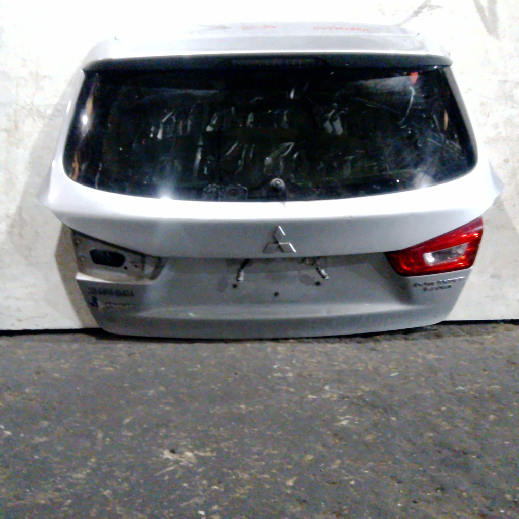 COMPUERTA OUTLANDER SPORT 11-19