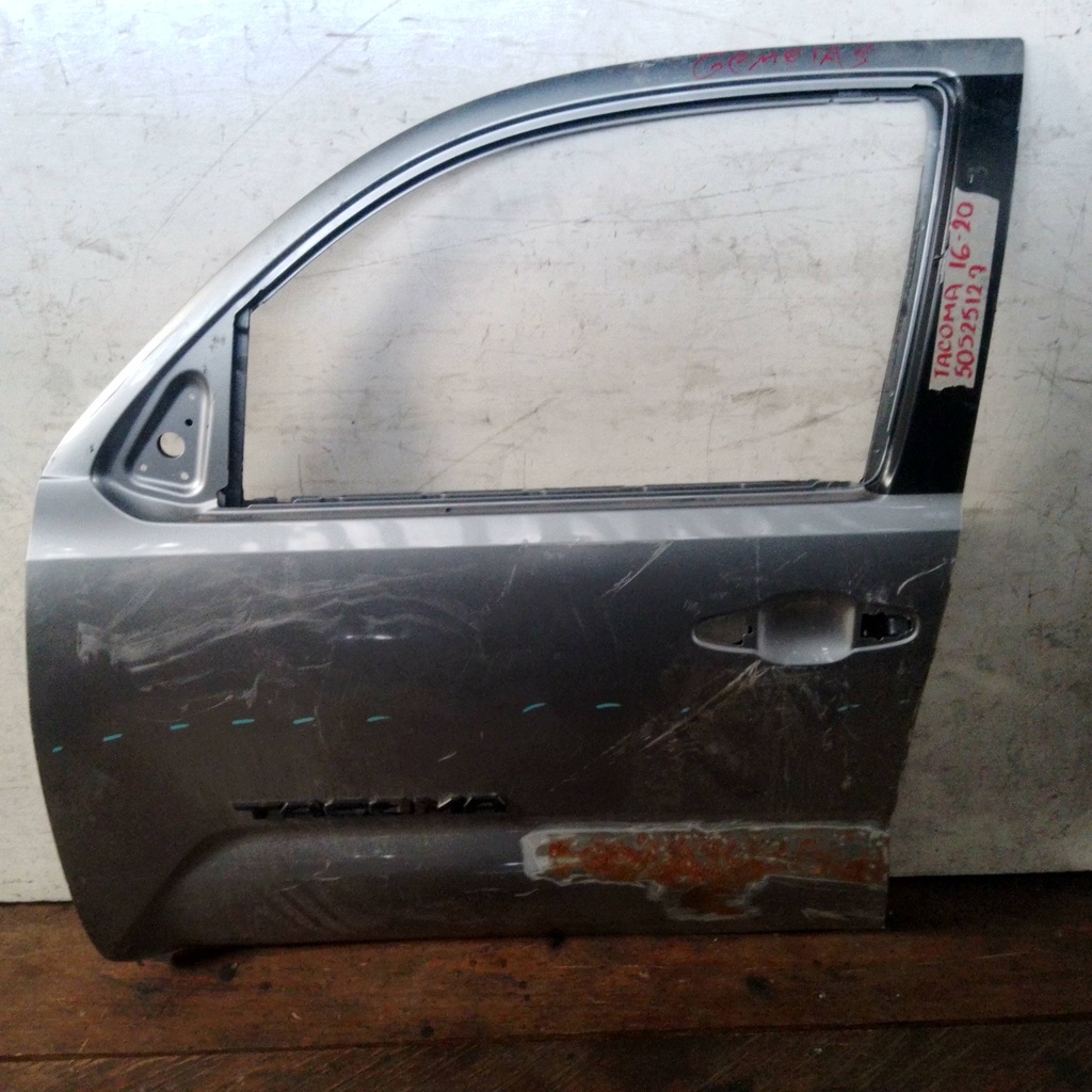 PUERTA DLH TACOMA 16-20
