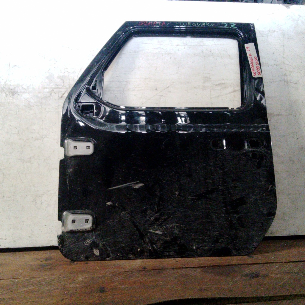 PUERTA DLH WRANGLER 24