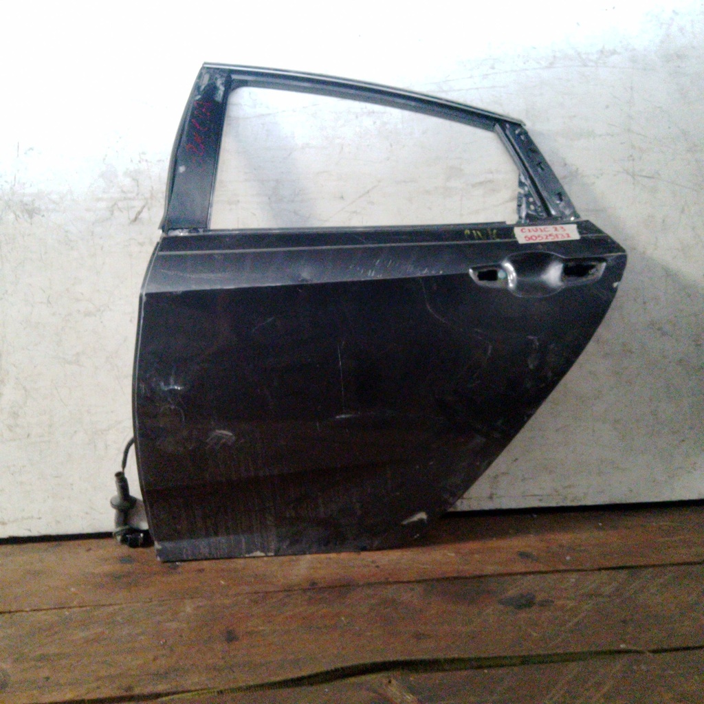 PUERTA DLH CIVIC 23