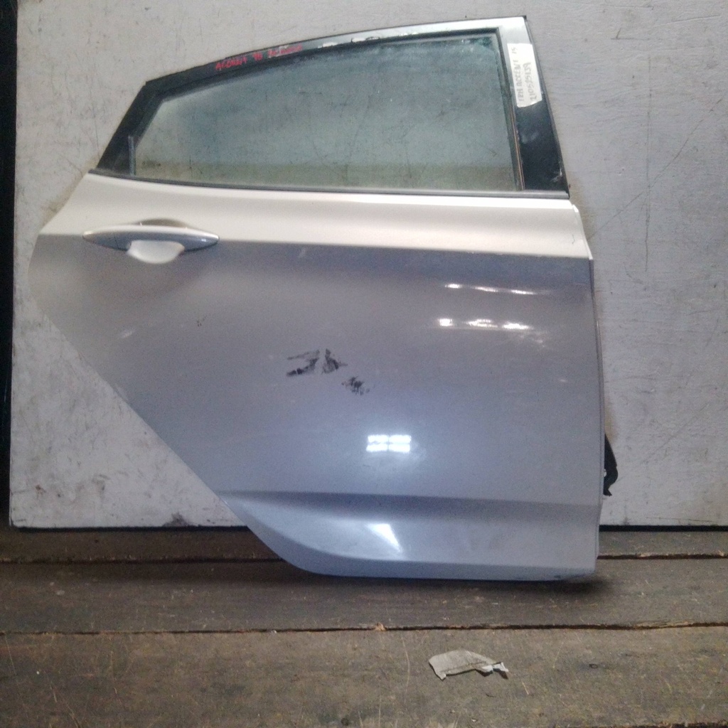 PUERTA TRH ACCENT 12-17