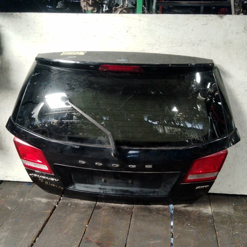 COMPUERTA DODGE JOURNEY 18