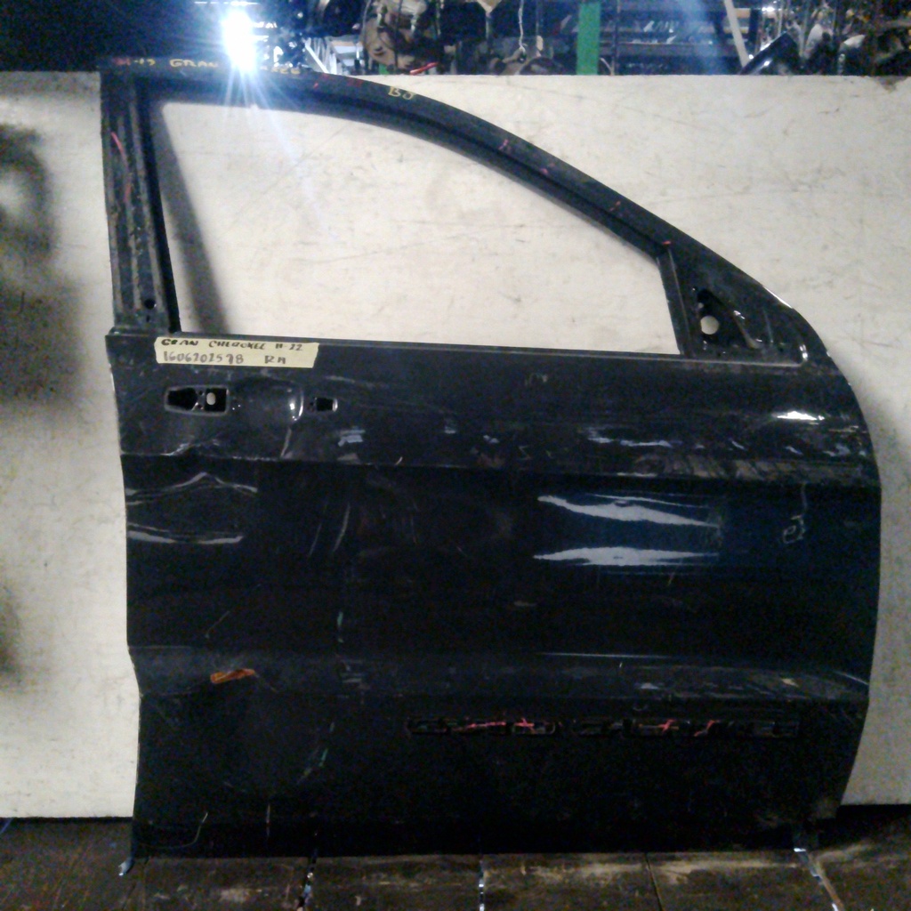 PUERTA RH GRAND CHEROKEE 14-22