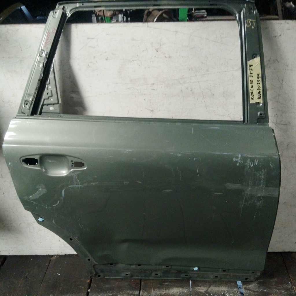 PUERTA TRH SORENTO 21-23