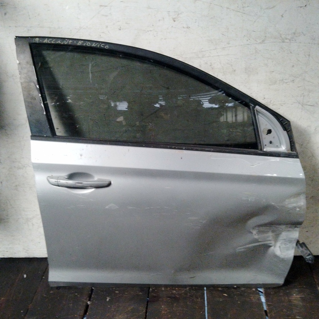 PUERTA RH ACCENT 19