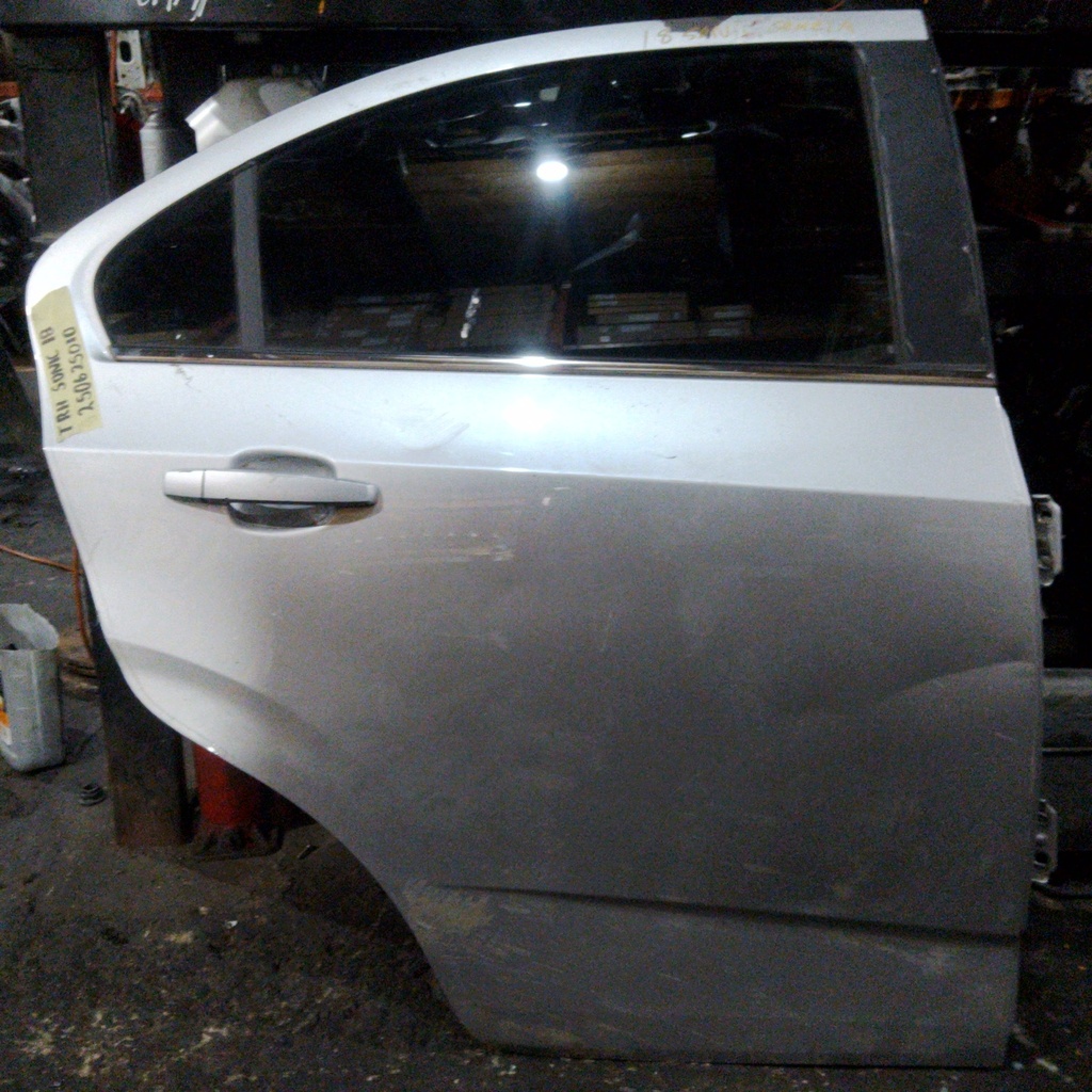 PUERTA TRH SONIC 18